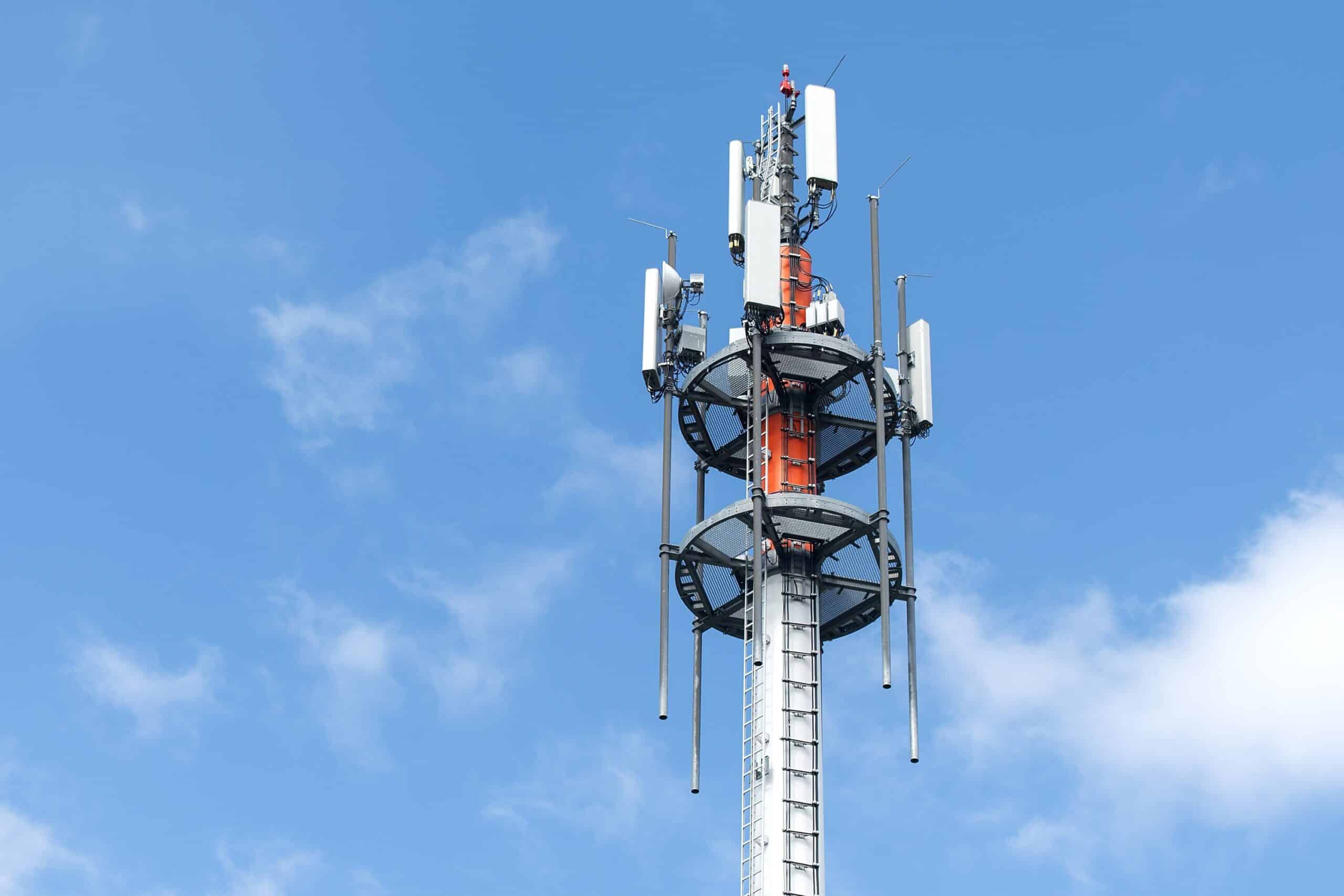 Les règles à connaître pour l’installation des antennes relais de téléphonie mobile précisées par le Conseil d’État